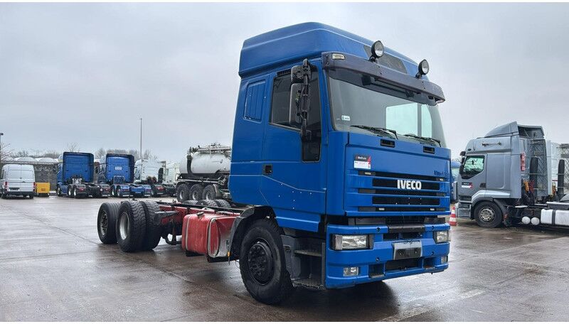 Iveco EUROSTAR 440 E 42 (MANUAL PUMP / POMPE MANUELLE / MANUAL GEARBOX / 6X2) - Chasis camión: foto 3 Iveco EUROSTAR 440 E 42 (MANUAL PUMP / POMPE MANUELLE / MANUAL GEARBOX / 6X2) - Chasis camión: foto 3