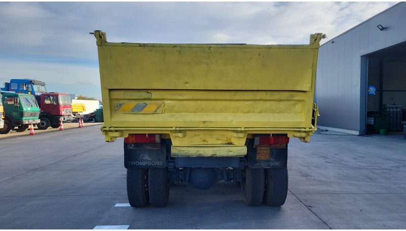 Iveco Eurocargo 260 E 27 (SUSPENSION LAMES / STEEL SUSPENSION / 6X4) - Volquete camión: foto 5 Iveco Eurocargo 260 E 27 (SUSPENSION LAMES / STEEL SUSPENSION / 6X4) - Volquete camión: foto 5