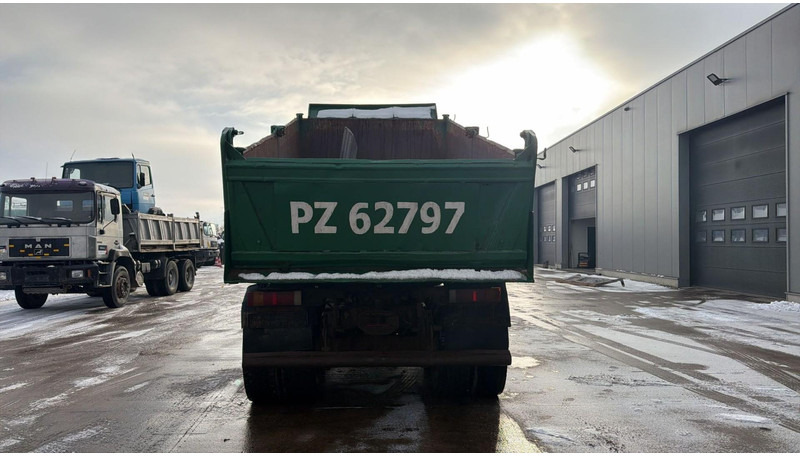 Iveco Eurotrakker 260 E 37 (MANUAL PUMP / POMPE MANUELLE / BIG AXLE / BOITE MANUELLE / MANUAL GEARBOX) - Volquete camión: foto 5 Iveco Eurotrakker 260 E 37 (MANUAL PUMP / POMPE MANUELLE / BIG AXLE / BOITE MANUELLE / MANUAL GEARBOX) - Volquete camión: foto 5