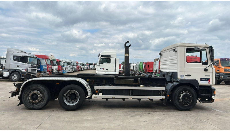 MAN 26.312 (6 CYLINDER / 6X2 / BELGIAN TRUCK IN GOOD CONDITION) - Chasis camión: foto 4 MAN 26.312 (6 CYLINDER / 6X2 / BELGIAN TRUCK IN GOOD CONDITION) - Chasis camión: foto 4