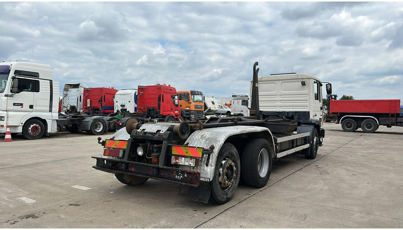 MAN 26.312 (6 CYLINDER / 6X2 / BELGIAN TRUCK IN GOOD CONDITION) - Multibasculante camión: foto 5 MAN 26.312 (6 CYLINDER / 6X2 / BELGIAN TRUCK IN GOOD CONDITION) - Multibasculante camión: foto 5
