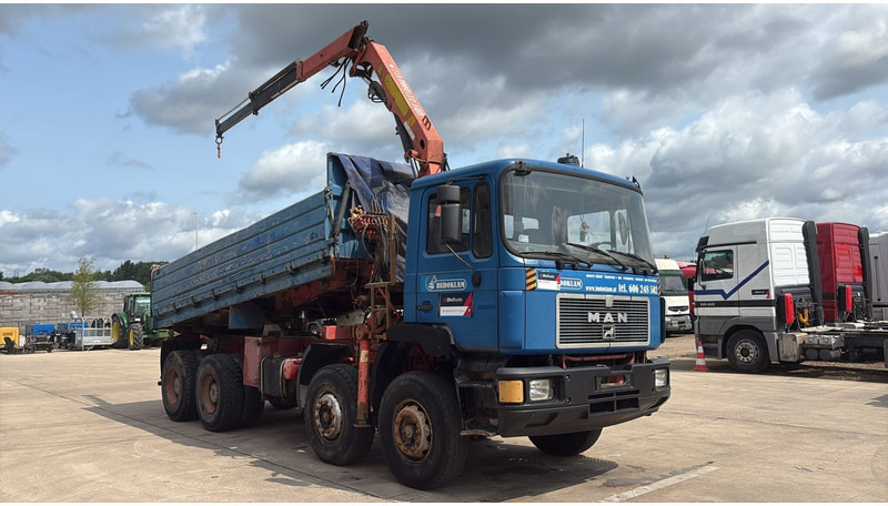 MAN 35.362 (6 CYLINDER / MANUAL PUMP / 8X4 / FALFINGER CRANE PK80 / STEEL SUSP.) - Volquete camión, Camión grúa: foto 3 MAN 35.362 (6 CYLINDER / MANUAL PUMP / 8X4 / FALFINGER CRANE PK80 / STEEL SUSP.) - Volquete camión, Camión grúa: foto 3