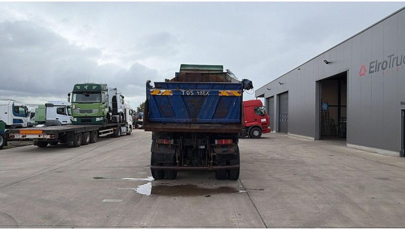 MAN 35.402 (8X8 / BIG AXLES / GRAND PONT / LAMES / STEEL SUSP. / 6 CYLINDER) - Volquete camión: foto 5 MAN 35.402 (8X8 / BIG AXLES / GRAND PONT / LAMES / STEEL SUSP. / 6 CYLINDER) - Volquete camión: foto 5