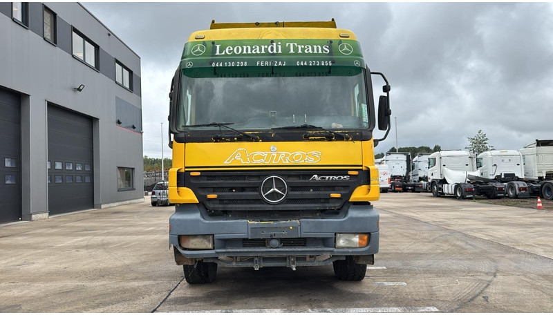 Mercedes-Benz ACTROS 2640 (EPS / LAMES / GRAND PONT / 6X4 / 3 PEDALES) - Volquete camión: foto 2 Mercedes-Benz ACTROS 2640 (EPS / LAMES / GRAND PONT / 6X4 / 3 PEDALES) - Volquete camión: foto 2