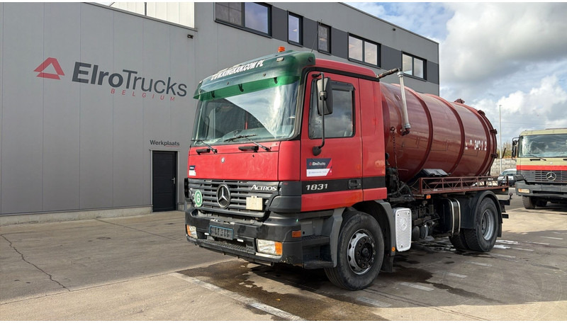Mercedes-Benz Actros 1831 (EPS / V6 / 12000 L / 3 PEDALS / EURO 2 / MP1) - Limpieza de alcantarillado: foto 1 Mercedes-Benz Actros 1831 (EPS / V6 / 12000 L / 3 PEDALS / EURO 2 / MP1) - Limpieza de alcantarillado: foto 1