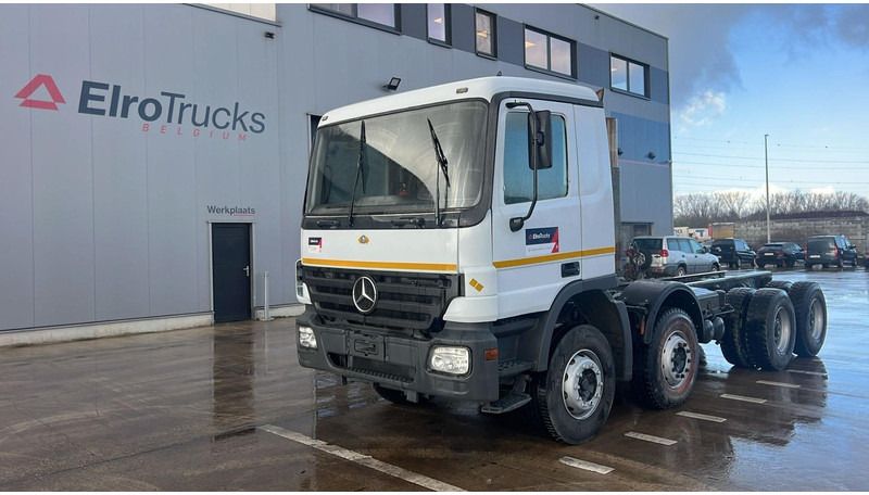 Mercedes-Benz Actros 4144 (TAMBOURS / EPS / MP2 / LAMES / GRAND PONT / STEEL SUSP. / BIG AXLE / DRUM BRAKES) - Chasis camión: foto 1 Mercedes-Benz Actros 4144 (TAMBOURS / EPS / MP2 / LAMES / GRAND PONT / STEEL SUSP. / BIG AXLE / DRUM BRAKES) - Chasis camión: foto 1