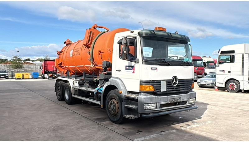 Mercedes-Benz Atego 2528 (14500L / LAMES DEVANT / 6X2 / BOITE MANUELLE) - Limpieza de alcantarillado: foto 3 Mercedes-Benz Atego 2528 (14500L / LAMES DEVANT / 6X2 / BOITE MANUELLE) - Limpieza de alcantarillado: foto 3