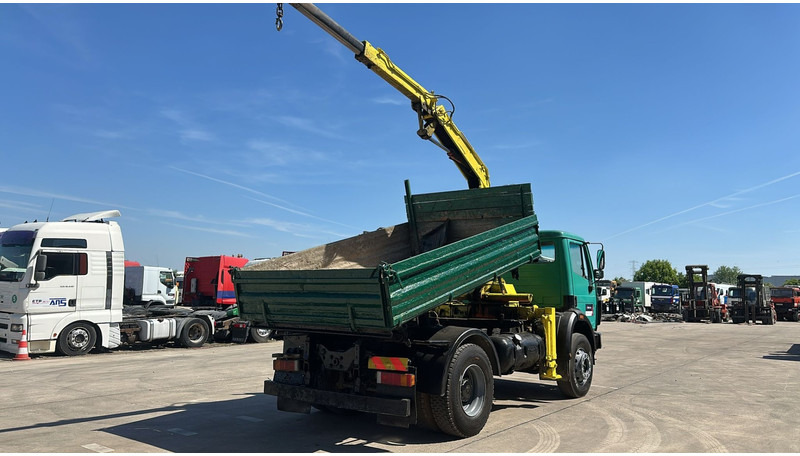 Mercedes-Benz SK 1722 (4X4 / LAMES / GRAND PONT / GRUE / TRES PROPRE / BIG HUB / STEEL SUSP. / V6) - Volquete camión, Camión grúa: foto 5 Mercedes-Benz SK 1722 (4X4 / LAMES / GRAND PONT / GRUE / TRES PROPRE / BIG HUB / STEEL SUSP. / V6) - Volquete camión, Camión grúa: foto 5