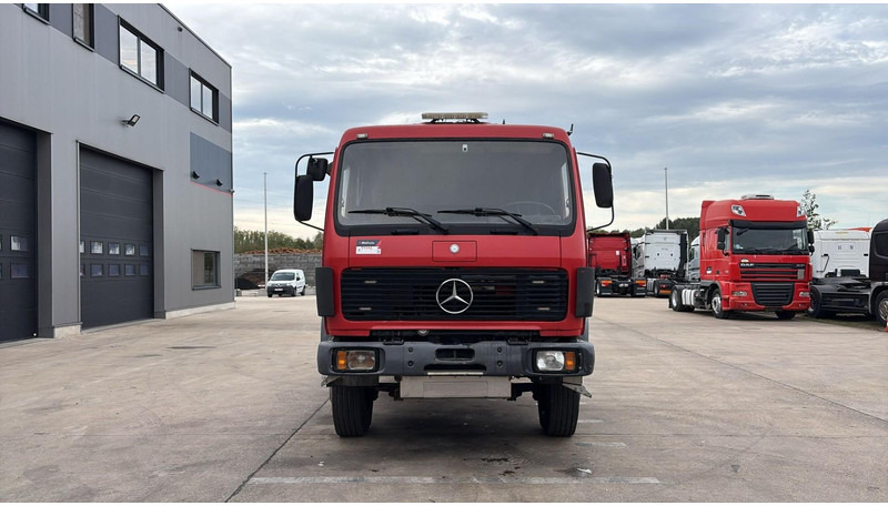 Mercedes-Benz SK 2233 (GRAND PONT / V8 AVEC 2X TURBO / BIG AXLE) - Chasis camión: foto 2 Mercedes-Benz SK 2233 (GRAND PONT / V8 AVEC 2X TURBO / BIG AXLE) - Chasis camión: foto 2