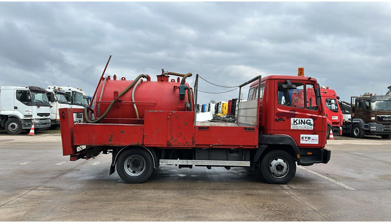 Mercedes-Benz SK 814 (VIDANGEUR / VACUUM / AUXILAIRY / SPER / STEEL SUSP. / LAMES) - Limpieza de alcantarillado: foto 4 Mercedes-Benz SK 814 (VIDANGEUR / VACUUM / AUXILAIRY / SPER / STEEL SUSP. / LAMES) - Limpieza de alcantarillado: foto 4