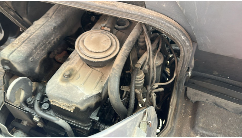 Leasing financiero de Mercedes-Benz Vario 614 (BELGIAN BUS / MANUAL PUMP / POMPE MANUELLE / BOITE MANUELLE / LAMES) leasing Mercedes-Benz Vario 614 (BELGIAN BUS / MANUAL PUMP / POMPE MANUELLE / BOITE MANUELLE / LAMES): foto 16