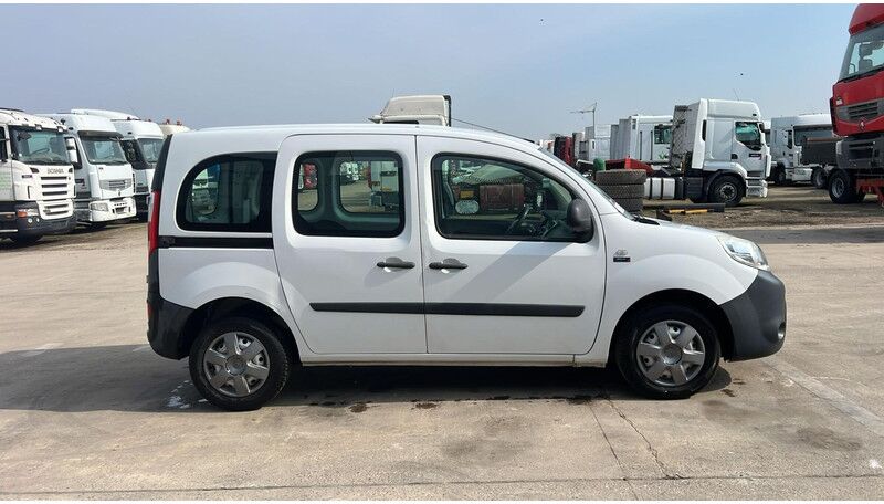 Renault Kangoo 1.5dCi (BELGIAN VAN / BELGISCHE WAGEN) - Furgoneta pequeña: foto 4 Renault Kangoo 1.5dCi (BELGIAN VAN / BELGISCHE WAGEN) - Furgoneta pequeña: foto 4