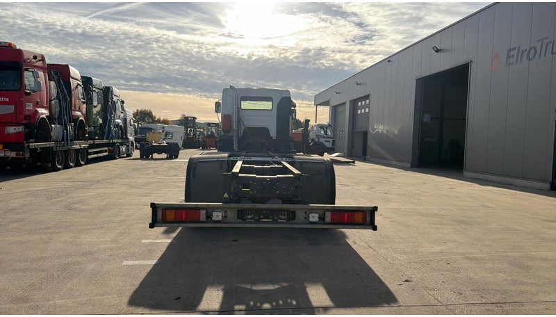 Renault Kerax 320 DCI (PARFAIT ETAT / CHASSIS LONGUE / LAMES / GRAND PONT / KM ORIGINAL) - Chasis camión: foto 5 Renault Kerax 320 DCI (PARFAIT ETAT / CHASSIS LONGUE / LAMES / GRAND PONT / KM ORIGINAL) - Chasis camión: foto 5