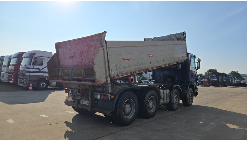 Scania 124-420 (BIG AXLE / GRAND PONT / LAMES / STEEL SUSP. / MANUAL GEARBOX / BOITE MANUELLE) - Volquete camión: foto 5 Scania 124-420 (BIG AXLE / GRAND PONT / LAMES / STEEL SUSP. / MANUAL GEARBOX / BOITE MANUELLE) - Volquete camión: foto 5