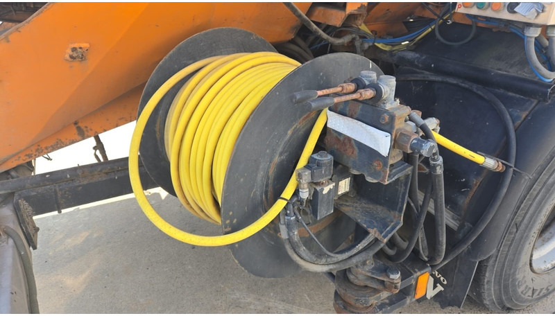 Limpieza de alcantarillado Volvo FL 10 - 320 (10500L + 1500L / 10 TYRES FULL STEEL / HIGH PRESSURE + VACUUM / POMPE MANUELLE / MANUAL PUMP): foto 18