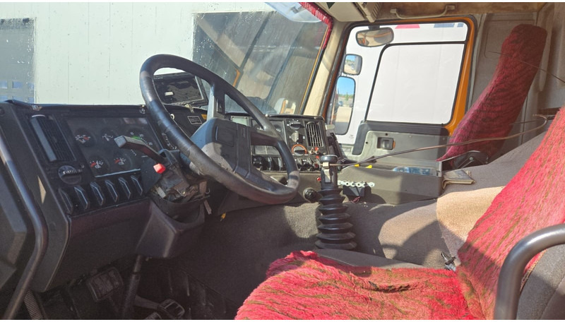Limpieza de alcantarillado Volvo FL 10 - 320 (10500L + 1500L / 10 TYRES FULL STEEL / HIGH PRESSURE + VACUUM / POMPE MANUELLE / MANUAL PUMP): foto 14