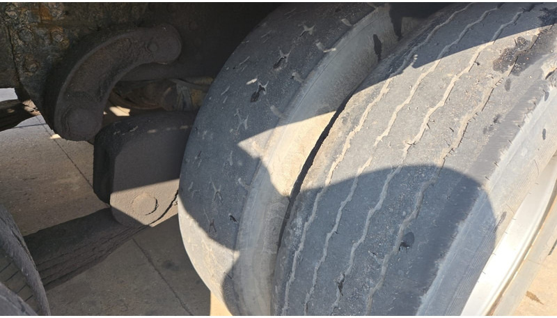 Limpieza de alcantarillado Volvo FL 10 - 320 (10500L + 1500L / 10 TYRES FULL STEEL / HIGH PRESSURE + VACUUM / POMPE MANUELLE / MANUAL PUMP): foto 11