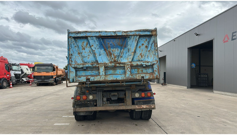 Volvo FL 12.380 (8X4 /STEEL SUSP. / BOITE MANUELLE / MANUAL GEARBOX) - Volquete camión: foto 5 Volvo FL 12.380 (8X4 /STEEL SUSP. / BOITE MANUELLE / MANUAL GEARBOX) - Volquete camión: foto 5