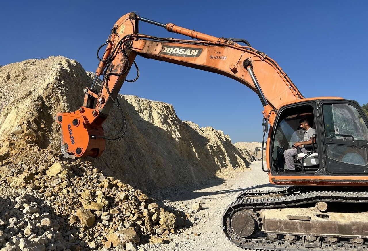 Galen Vibro Ripper GXR40 - Escarificador: foto 1 Galen Vibro Ripper GXR40 - Escarificador: foto 1