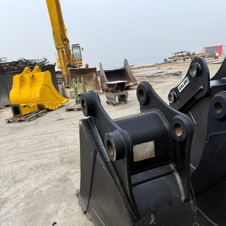 Komatsu PC200 Channel Bucket - Cazo para excavadora: foto 2 Komatsu PC200 Channel Bucket - Cazo para excavadora: foto 2