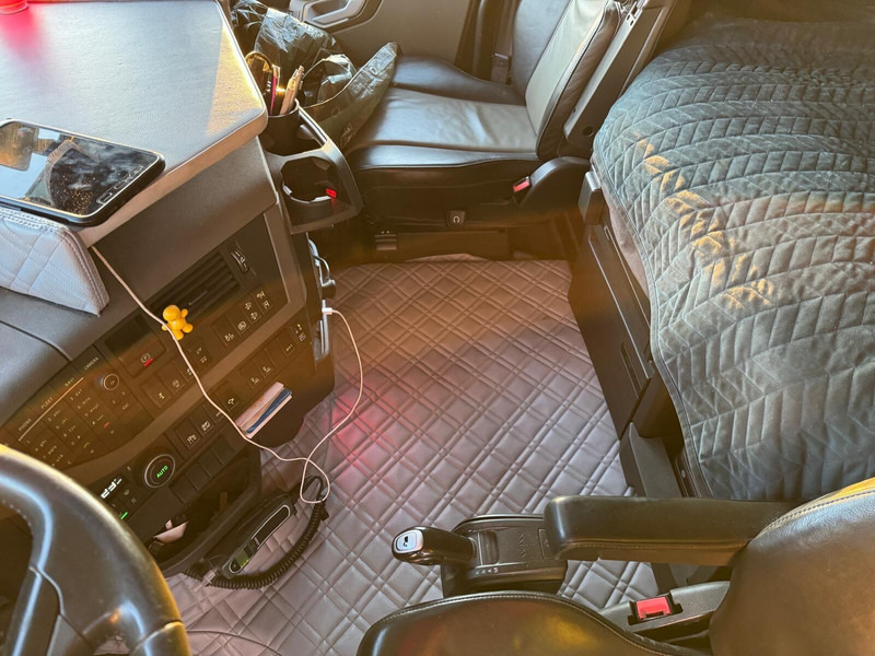 Volvo FH540 - Chasis camión: foto 5 Volvo FH540 - Chasis camión: foto 5