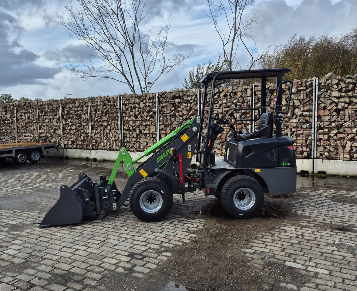 WCM-606 - Cargadora de ruedas: foto 3 WCM-606 - Cargadora de ruedas: foto 3