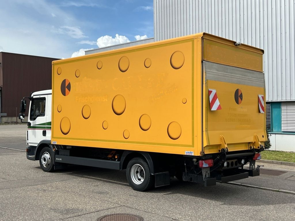 MAN TGL 8.220 Kühlkoffer 5,26m LBW Klima Luftgef. MAN TGL 8.220 Kühlkoffer 5,26m LBW Klima Luftgef. - Frigorífico furgoneta: foto 5 MAN TGL 8.220 Kühlkoffer 5,26m LBW Klima Luftgef. MAN TGL 8.220 Kühlkoffer 5,26m LBW Klima Luftgef. - Frigorífico furgoneta: foto 5