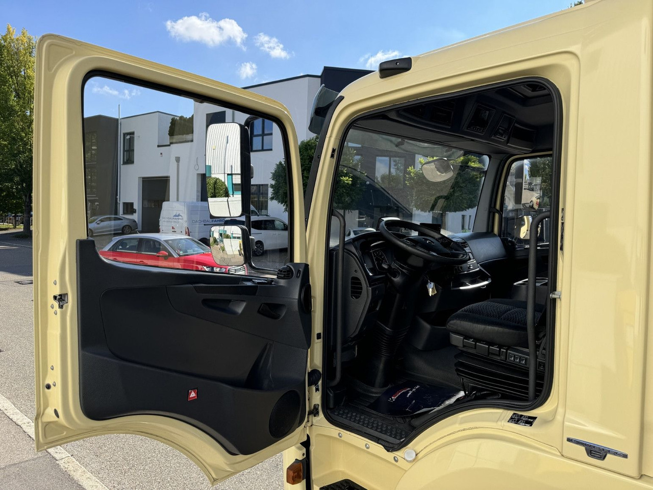 Frigorífico camión Mercedes-Benz Atego 1323L 4-Fleisch-Rohrbahnen TK T600R ATM: foto 13