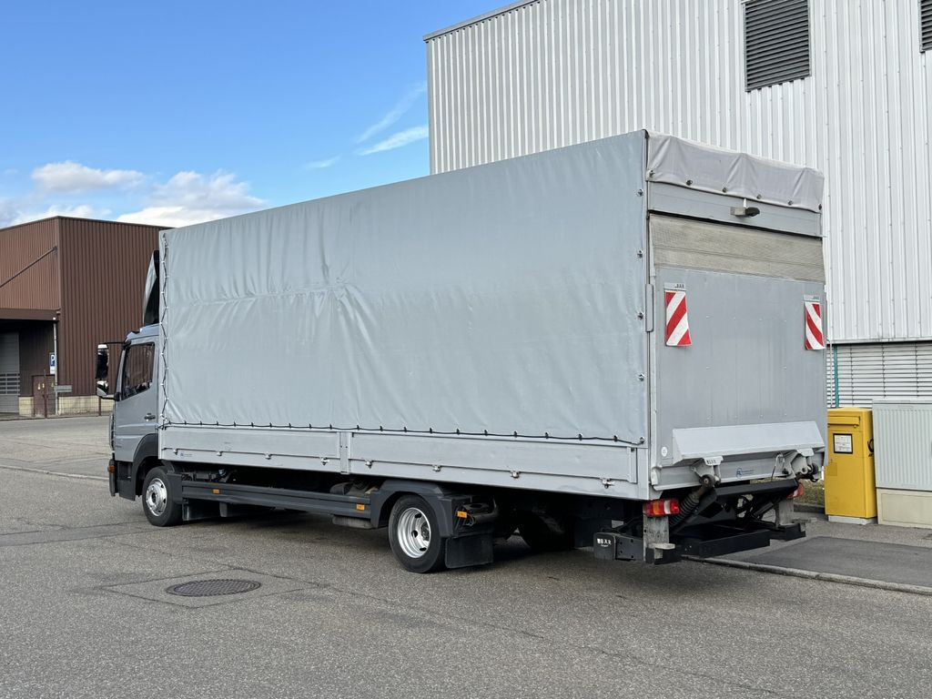 Mercedes-Benz Atego 823L Pritsche 7,2m LBW Klima Automatik - Furgoneta con caja de lona: foto 5 Mercedes-Benz Atego 823L Pritsche 7,2m LBW Klima Automatik - Furgoneta con caja de lona: foto 5