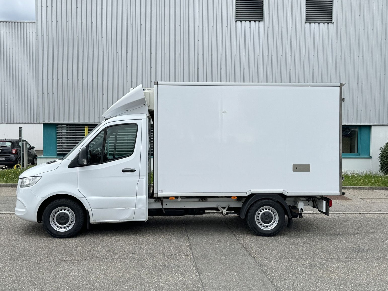 Mercedes-Benz Sprinter 316 Tiefkühl 3,3m TK V-500 MAX Luftgef. - Frigorífico furgoneta: foto 4 Mercedes-Benz Sprinter 316 Tiefkühl 3,3m TK V-500 MAX Luftgef. - Frigorífico furgoneta: foto 4