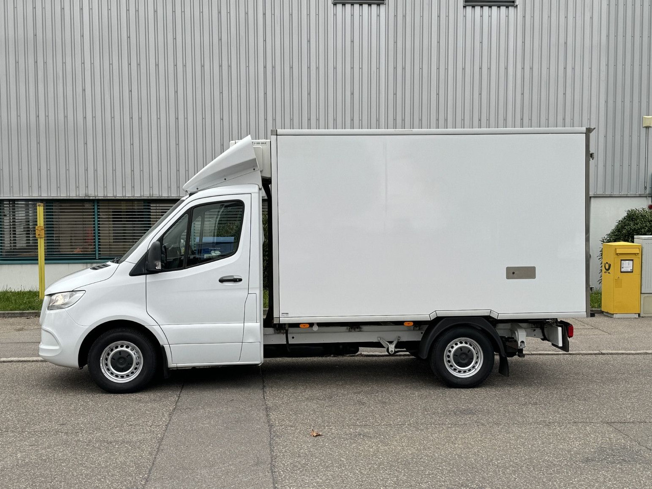 Mercedes-Benz Sprinter 316 Tiefkühl 3,3m TK V-500 MAX Luftgef. - Frigorífico furgoneta: foto 4 Mercedes-Benz Sprinter 316 Tiefkühl 3,3m TK V-500 MAX Luftgef. - Frigorífico furgoneta: foto 4