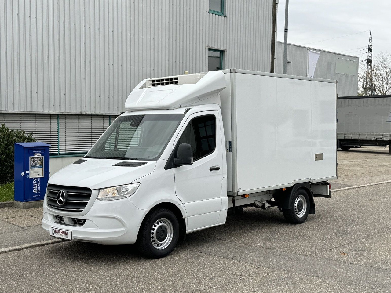 Mercedes-Benz Sprinter 316 Tiefkühl 3,3m TK V-500 MAX Luftgef. - Frigorífico furgoneta: foto 3 Mercedes-Benz Sprinter 316 Tiefkühl 3,3m TK V-500 MAX Luftgef. - Frigorífico furgoneta: foto 3