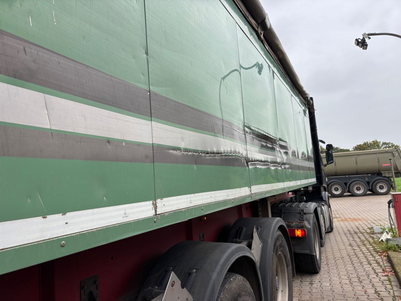 Langendorf SKA 24/30 Alu-Kippmulde, 30m³, Lift-Achse, Rollp - Volquete semirremolque: foto 5 Langendorf SKA 24/30 Alu-Kippmulde, 30m³, Lift-Achse, Rollp - Volquete semirremolque: foto 5