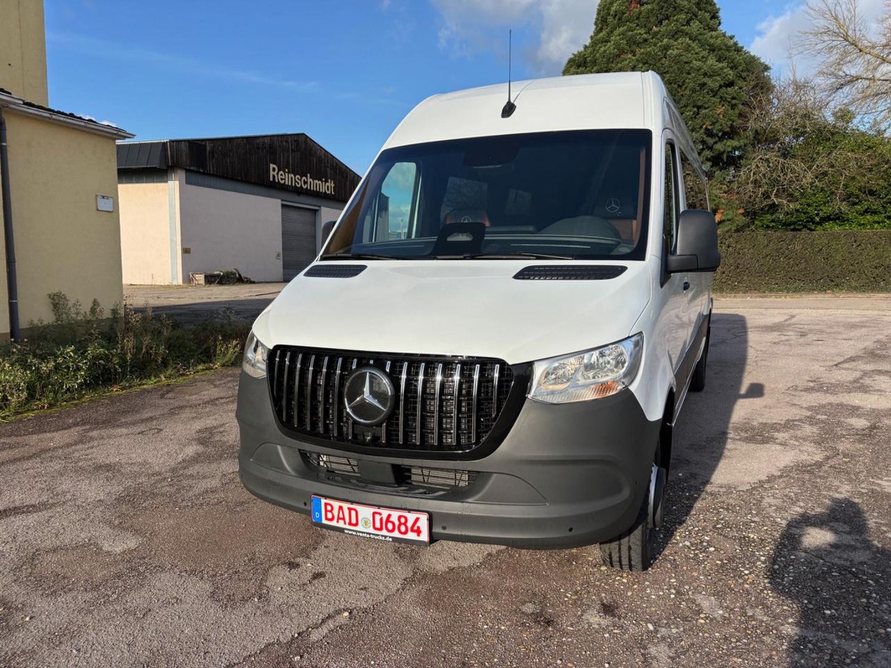 Mercedes-Benz Sprinter 517 Komfort XL, 21 SS - Minibús, Furgoneta de pasajeros: foto 2 Mercedes-Benz Sprinter 517 Komfort XL, 21 SS - Minibús, Furgoneta de pasajeros: foto 2