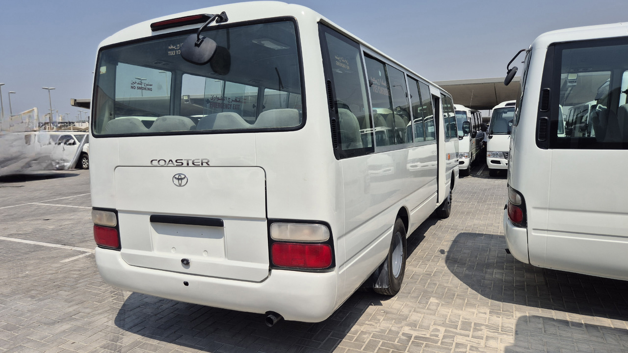 TOYOTA Coaster ... 30 places - Climatisé - Minibús, Furgoneta de pasajeros: foto 3 TOYOTA Coaster ... 30 places - Climatisé - Minibús, Furgoneta de pasajeros: foto 3