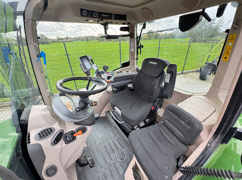 Tractor FENDT 513 Vario S4 PowerPlus: foto 17 Tractor FENDT 513 Vario S4 PowerPlus: foto 17