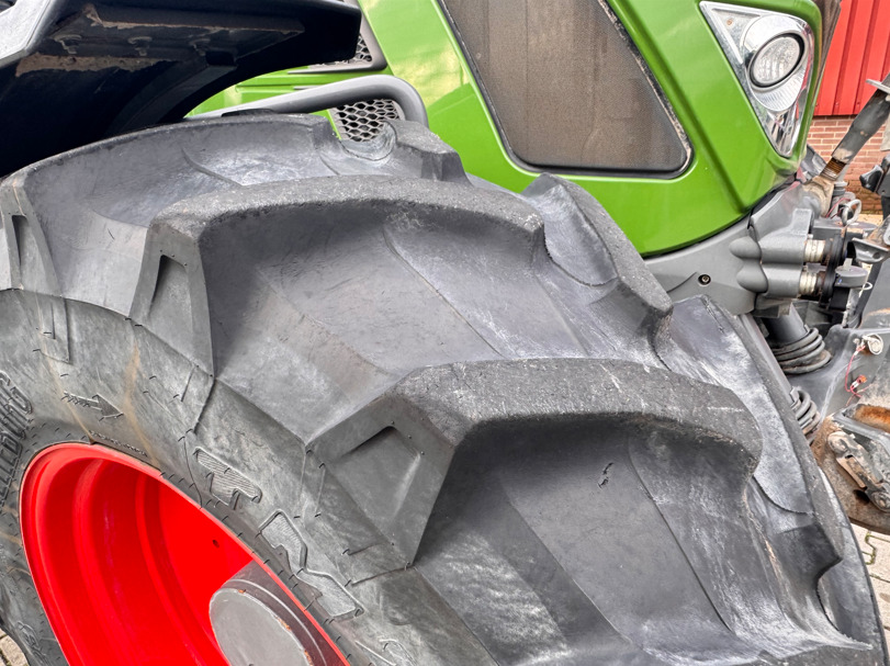 Tractor FENDT 513 Vario S4 PowerPlus: foto 9 Tractor FENDT 513 Vario S4 PowerPlus: foto 9