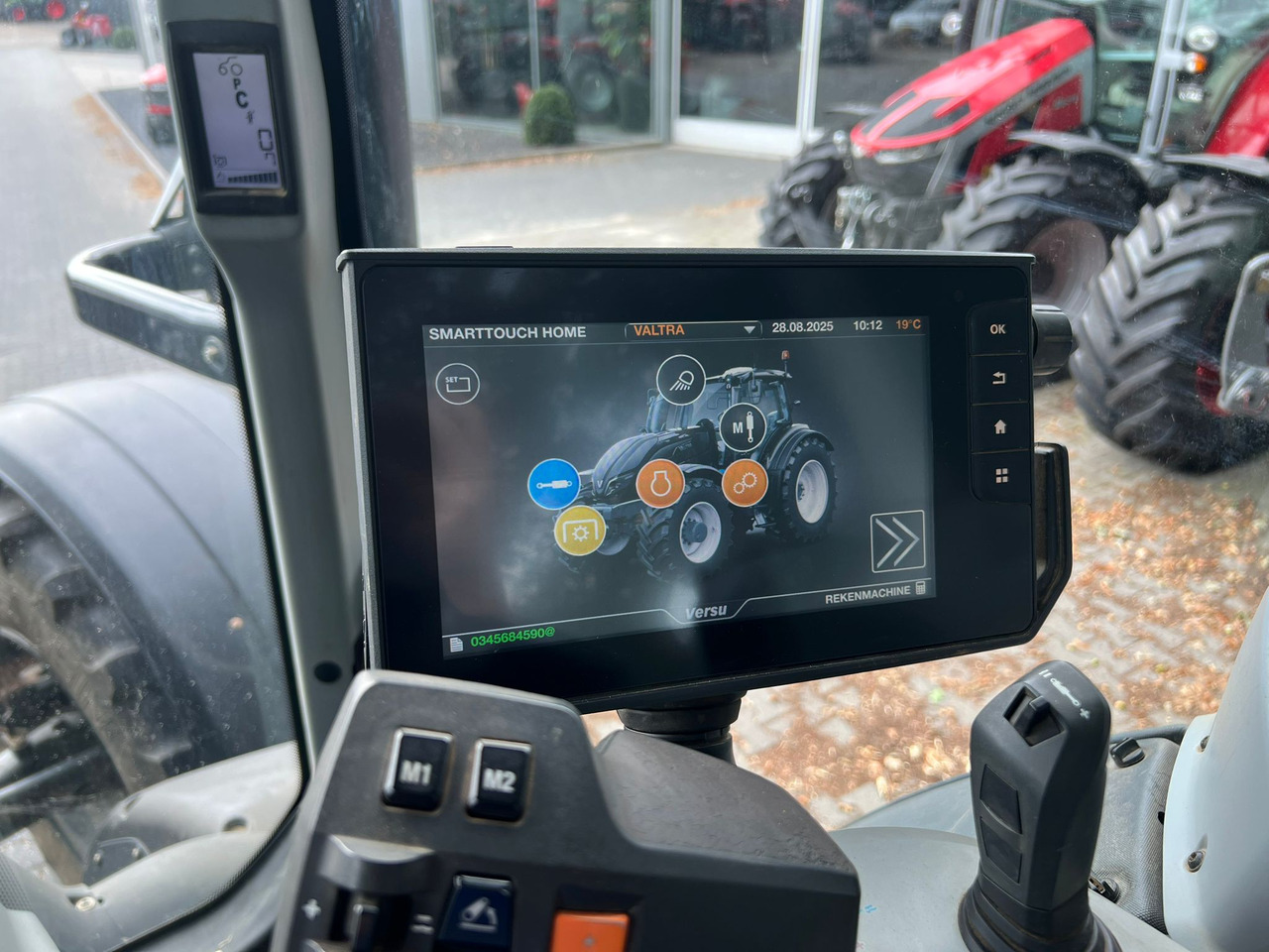 Tractor VALTRA T174 Versu: foto 17 Tractor VALTRA T174 Versu: foto 17