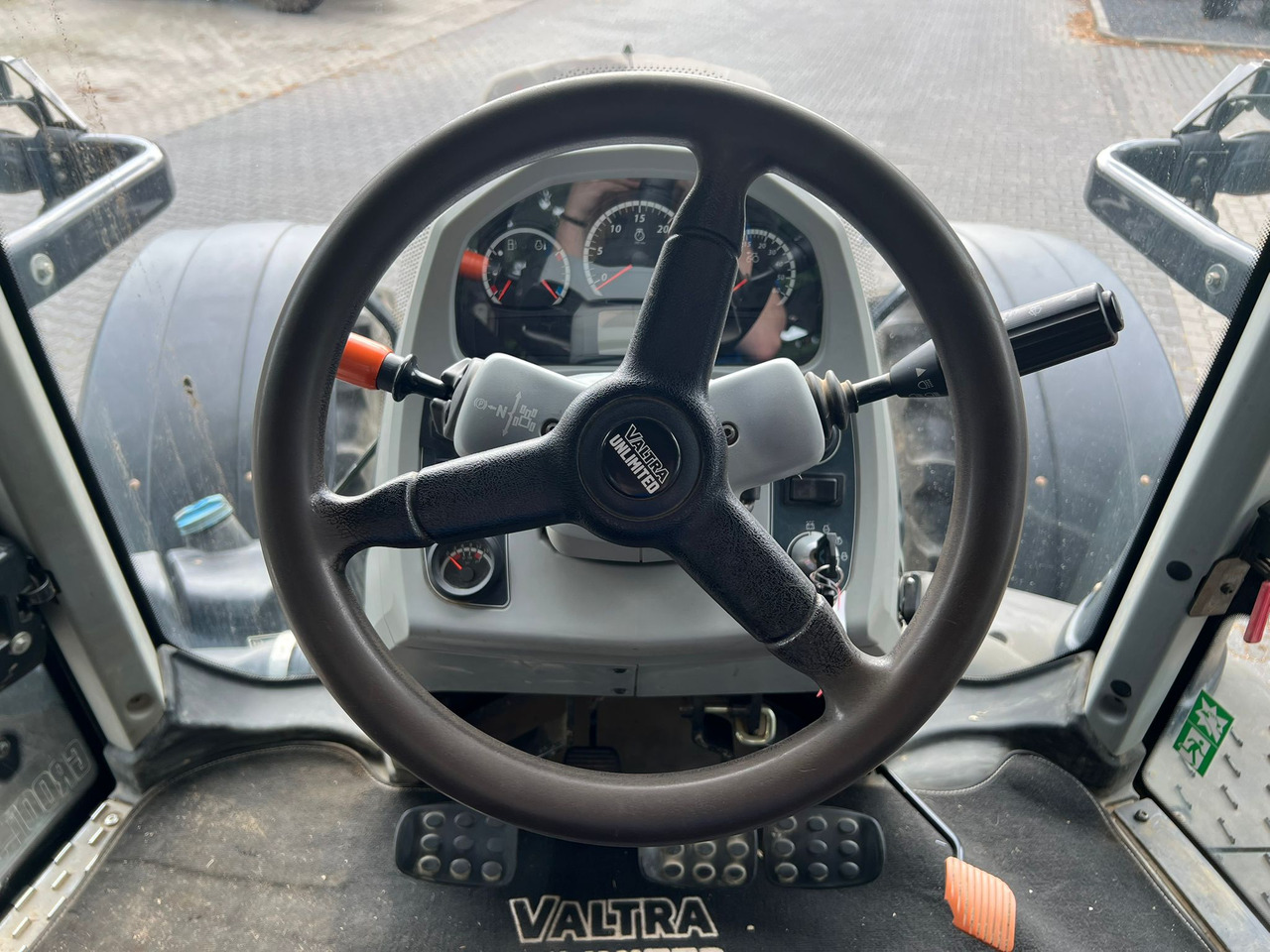 Tractor VALTRA T174 Versu: foto 14 Tractor VALTRA T174 Versu: foto 14