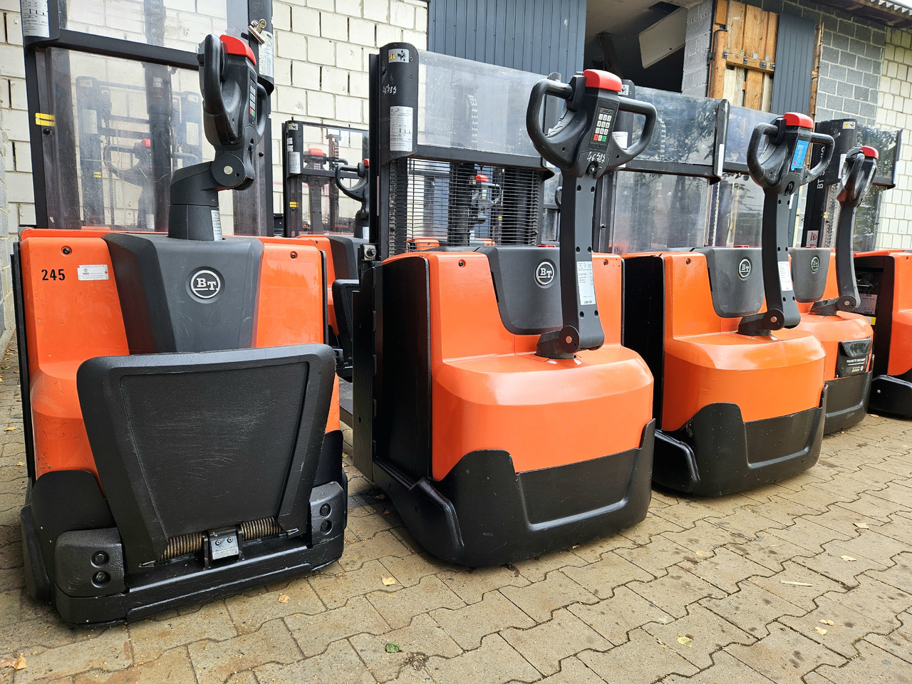 Toyota SWE 200D - Apilador: foto 3 Toyota SWE 200D - Apilador: foto 3