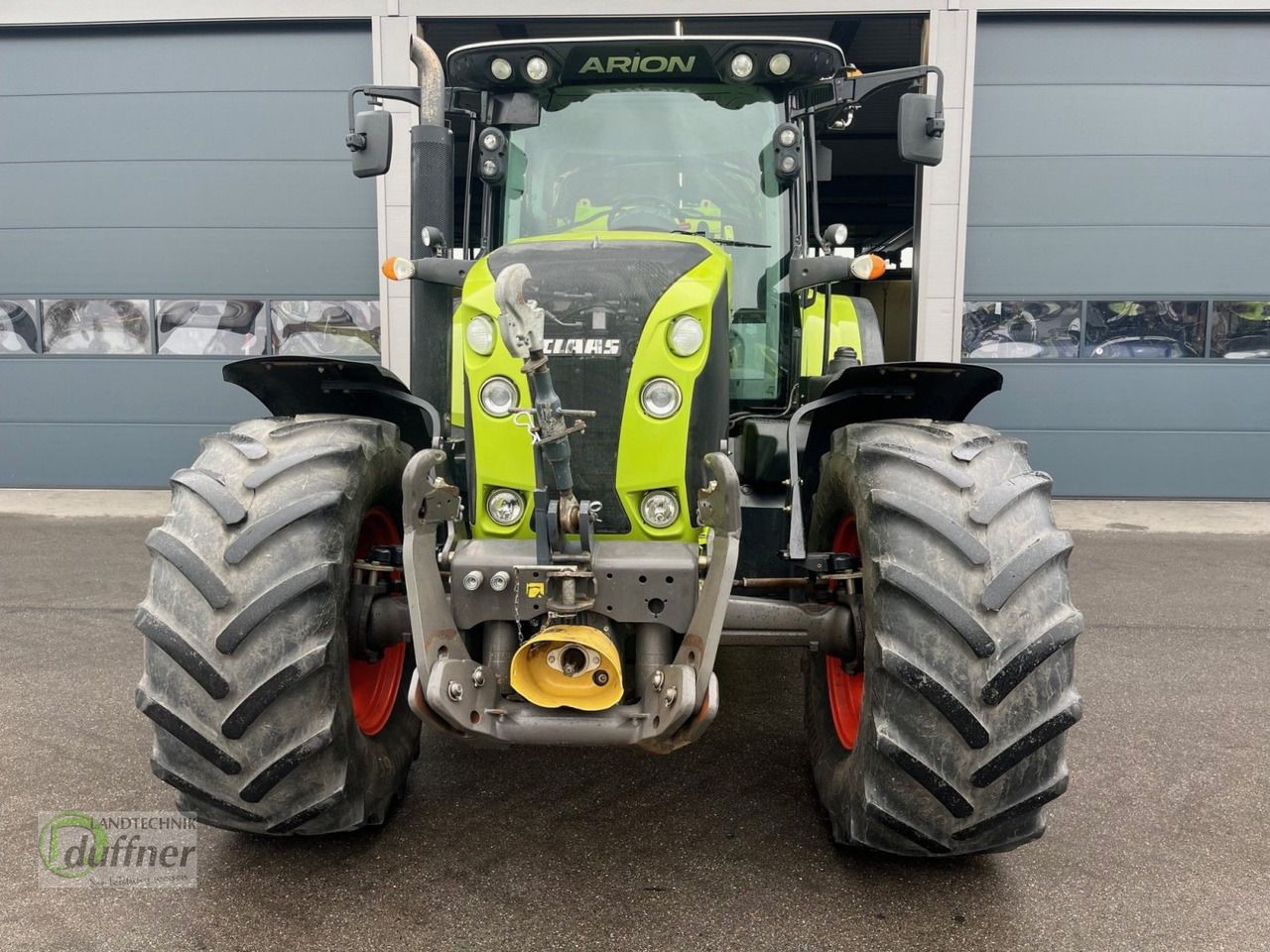 CLAAS Arion 620 CIS - Tractor: foto 3 CLAAS Arion 620 CIS - Tractor: foto 3