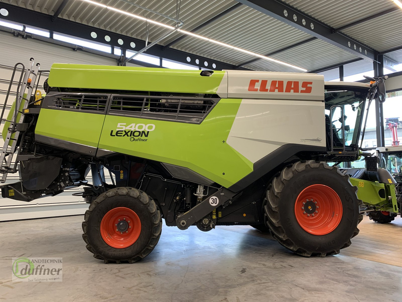 CLAAS Lexion 5400 - Cosechadora de granos: foto 2 CLAAS Lexion 5400 - Cosechadora de granos: foto 2