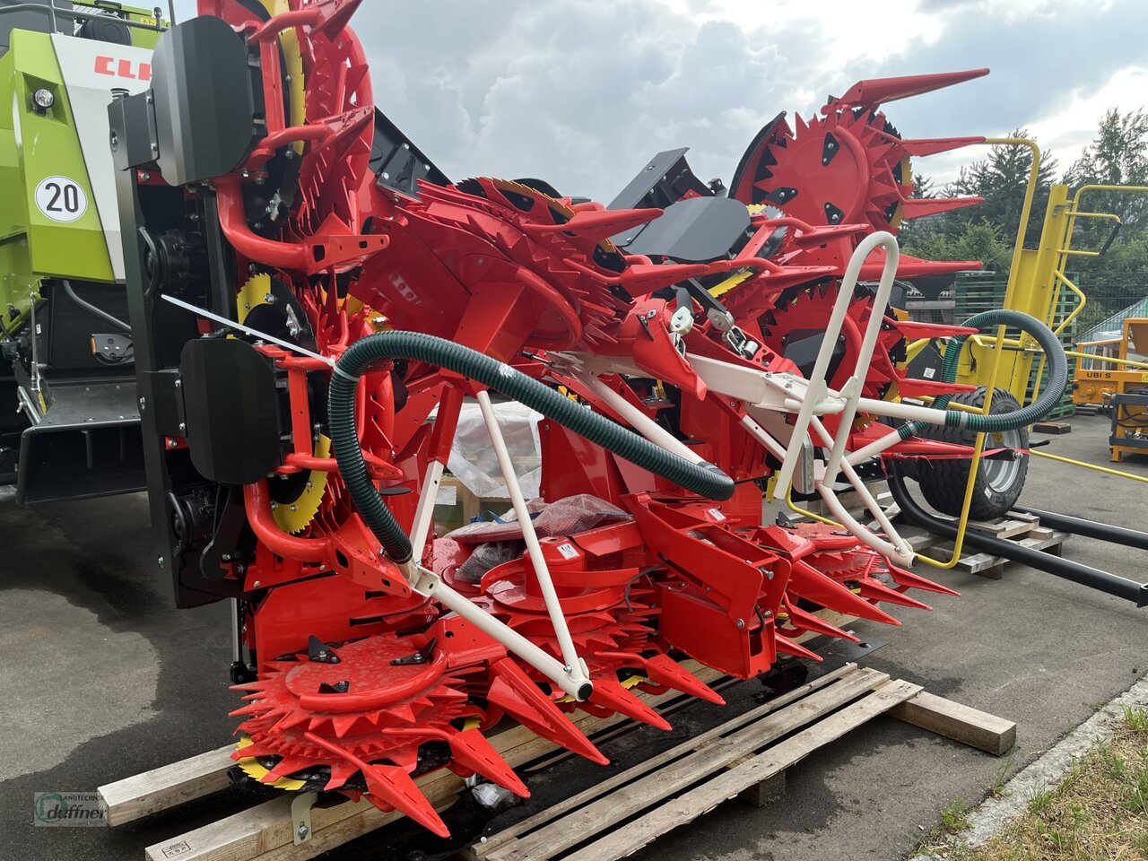 Kemper 375 Plus mit Fahrwerk - Cabezal de maíz: foto 1 Kemper 375 Plus mit Fahrwerk - Cabezal de maíz: foto 1