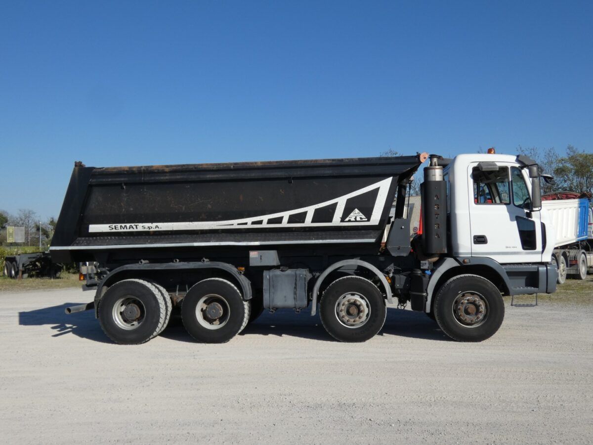 ASTRA HD8 8444 - Volquete camión: foto 4 ASTRA HD8 8444 - Volquete camión: foto 4