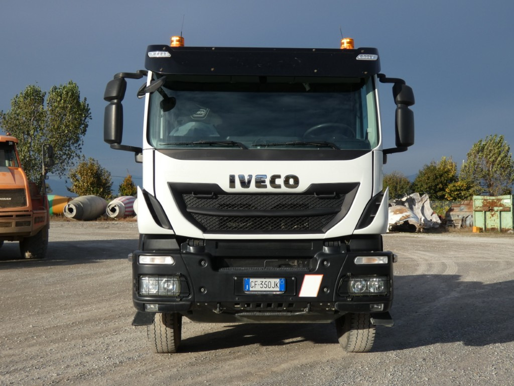 IVECO TRAKKER 500 - Cabeza tractora: foto 5 IVECO TRAKKER 500 - Cabeza tractora: foto 5