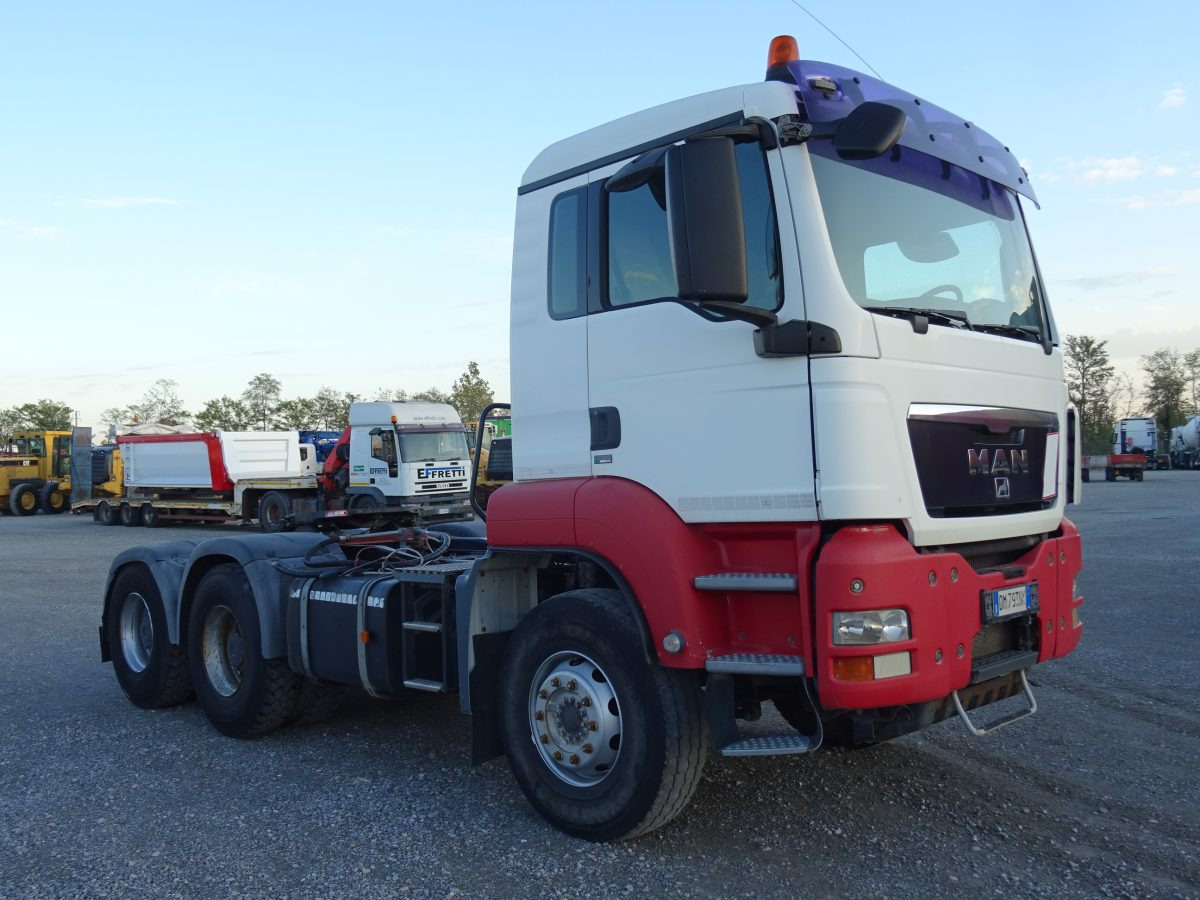 MAN TGA 33.480 - Cabeza tractora: foto 3 MAN TGA 33.480 - Cabeza tractora: foto 3
