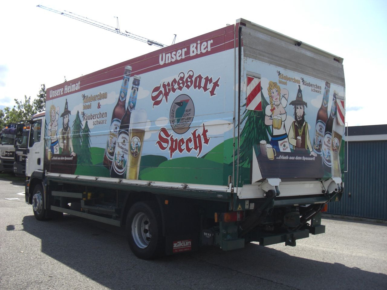 MAN 18250 TGM - Camión caja cerrada: foto 4 MAN 18250 TGM - Camión caja cerrada: foto 4