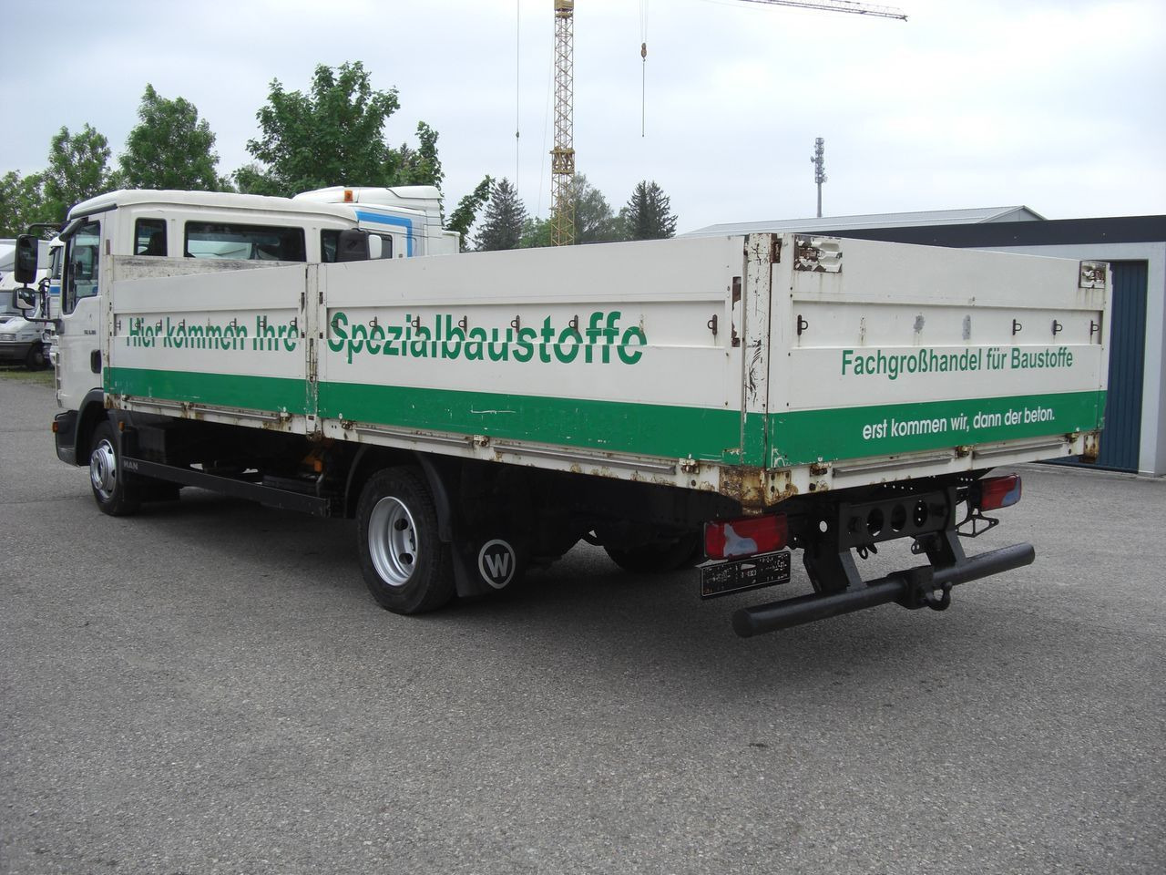 MAN 8180L Baustoffpritsche MAN 8180L Baustoffpritsche - Caja abierta furgoneta: foto 4 MAN 8180L Baustoffpritsche MAN 8180L Baustoffpritsche - Caja abierta furgoneta: foto 4