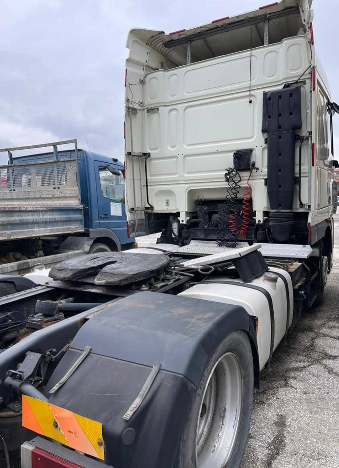 DAF XF 105 - Cabeza tractora: foto 3 DAF XF 105 - Cabeza tractora: foto 3