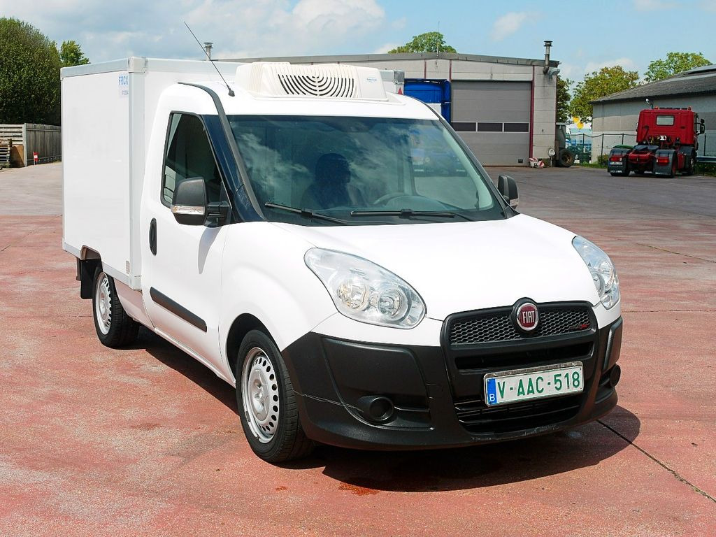 Fiat 1.3 DOBLO KUHLKOFFER RELEC FROD TR15 -20C Fiat 1.3 DOBLO KUHLKOFFER RELEC FROD TR15 -20C - Frigorífico furgoneta: foto 1 Fiat 1.3 DOBLO KUHLKOFFER RELEC FROD TR15 -20C Fiat 1.3 DOBLO KUHLKOFFER RELEC FROD TR15 -20C - Frigorífico furgoneta: foto 1